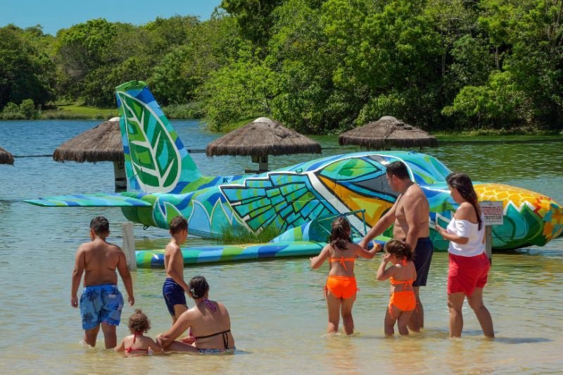 ponto para foto no avião da praia